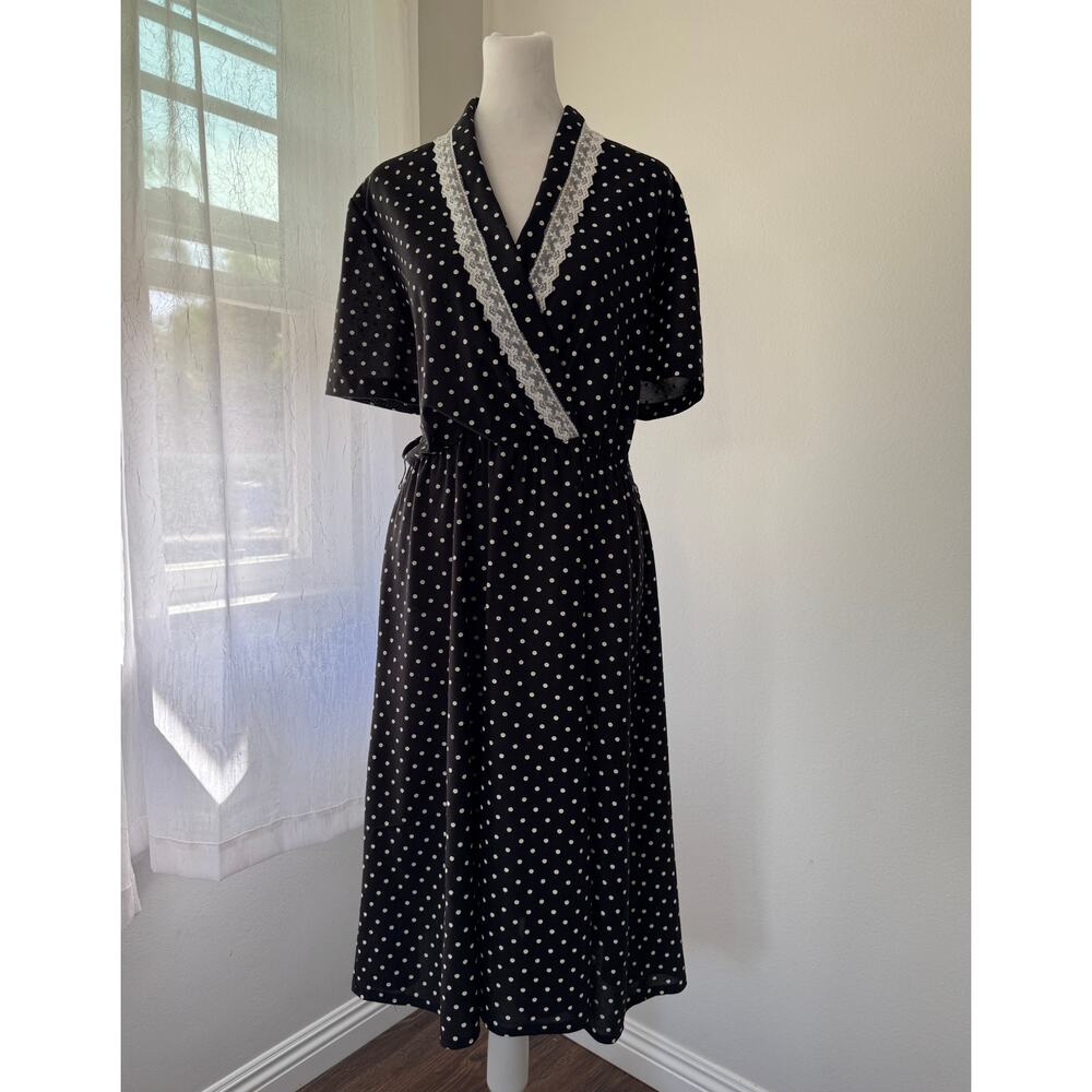 Vintage ‘80s Tabby Black & White Polka Dot A-Line Half Sleeve Midi Dress